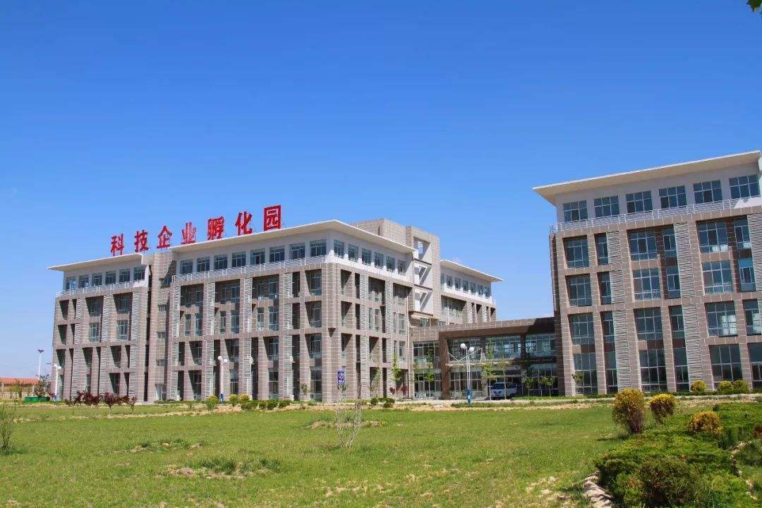北京科技企业孵化器产业园区创新应用 石墨烯电热膜地暖助力绿色智慧办公