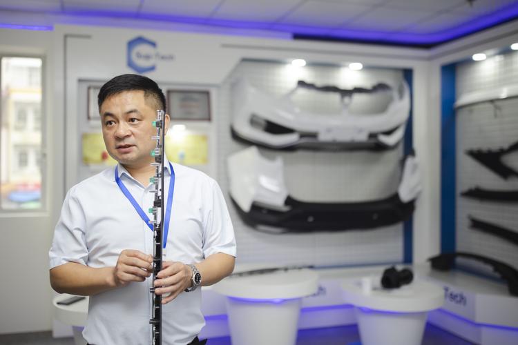 仕天材料:破纪录!83天建成自动化工厂